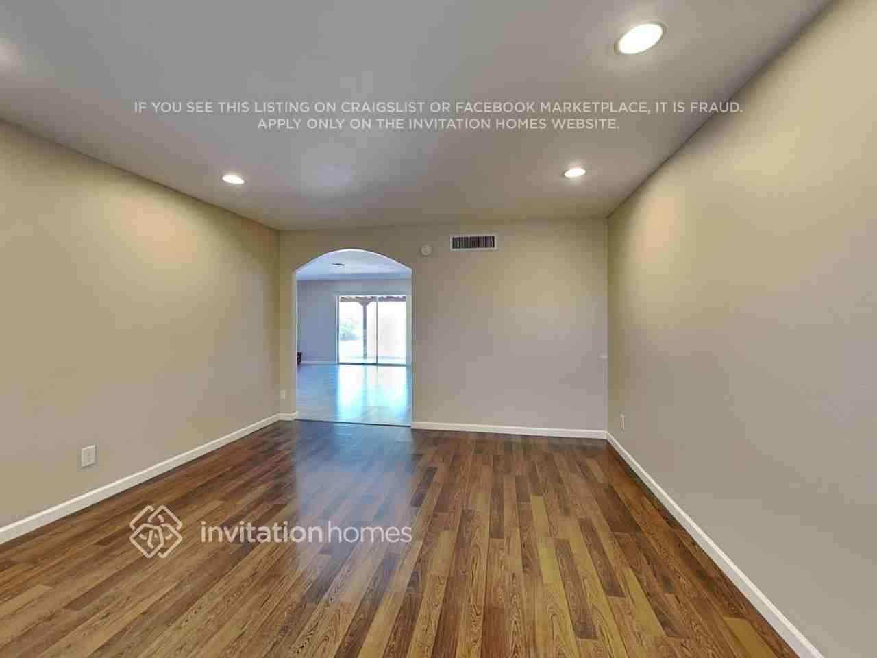 6730 E Sweetwater Ave - Photo 4 of 17