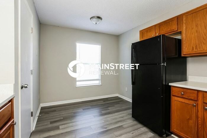 7878 Cherry Blossom Drive North - Photo 6 of 15