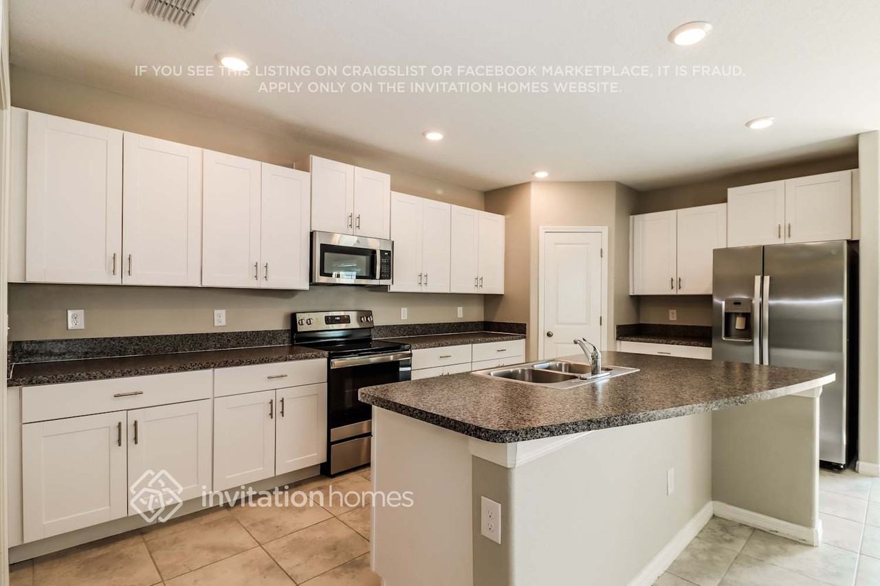 15553 Miller Creek Dr - Photo 7 of 18