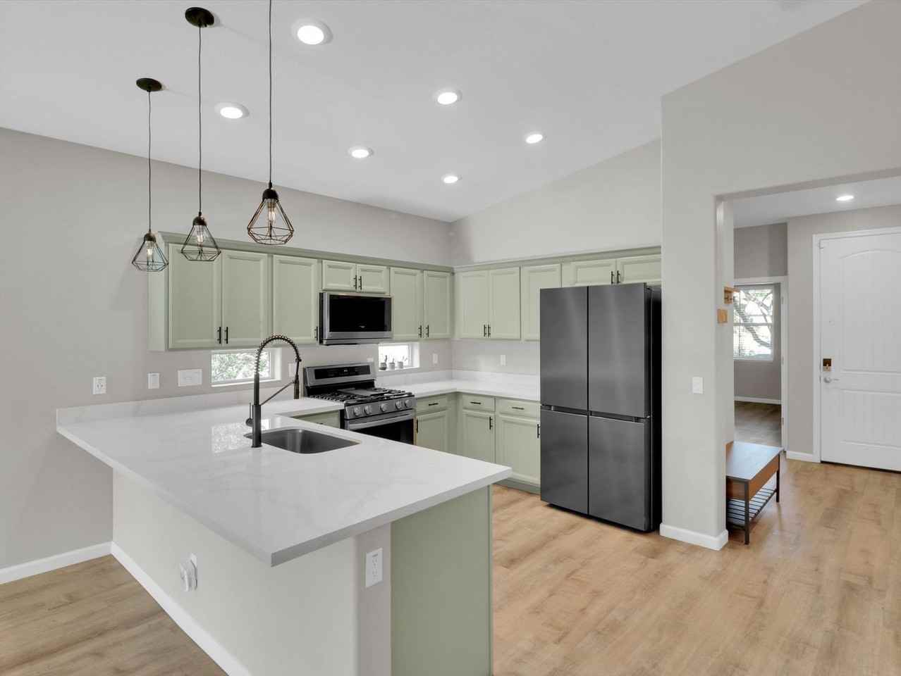 3405 W Alta Vista Rd - Photo 6 of 28