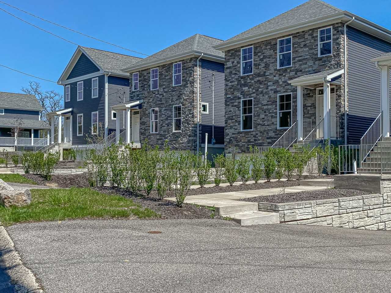 1819 Chessland St - Photo 2 of 49