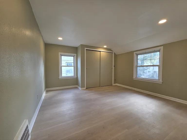 4057 Bushnell Road - Photo 3 of 25