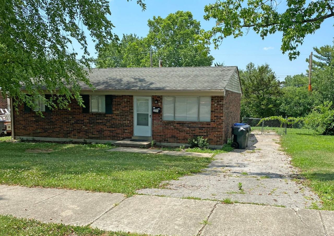 1116 Centurian Rd - Photo 2 of 29