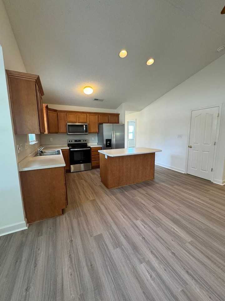 129 Cluster Circle - Photo 5 of 24