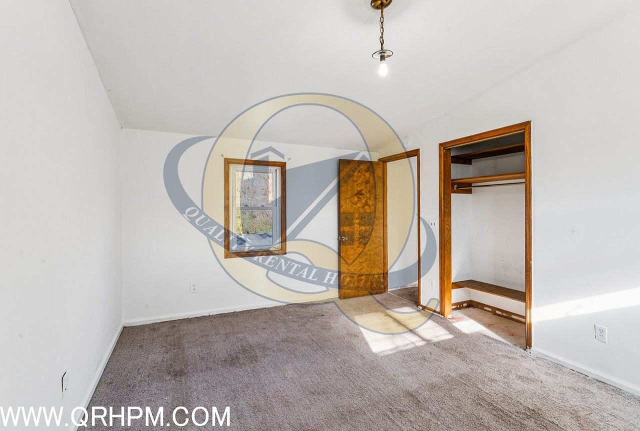 3722 Larchmont Street - Photo 7 of 15