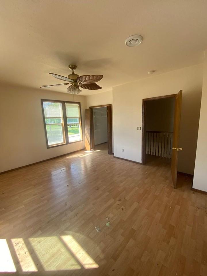 1508 East Wisconsin Avenue - Photo 5 of 35