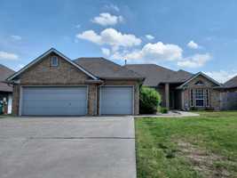 featured image of 2824 Southwest 108th Street