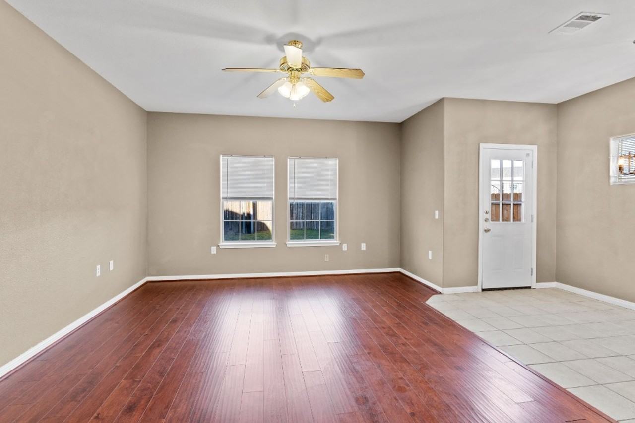 7502 Lazy Creek Dr #B - Photo 7 of 42