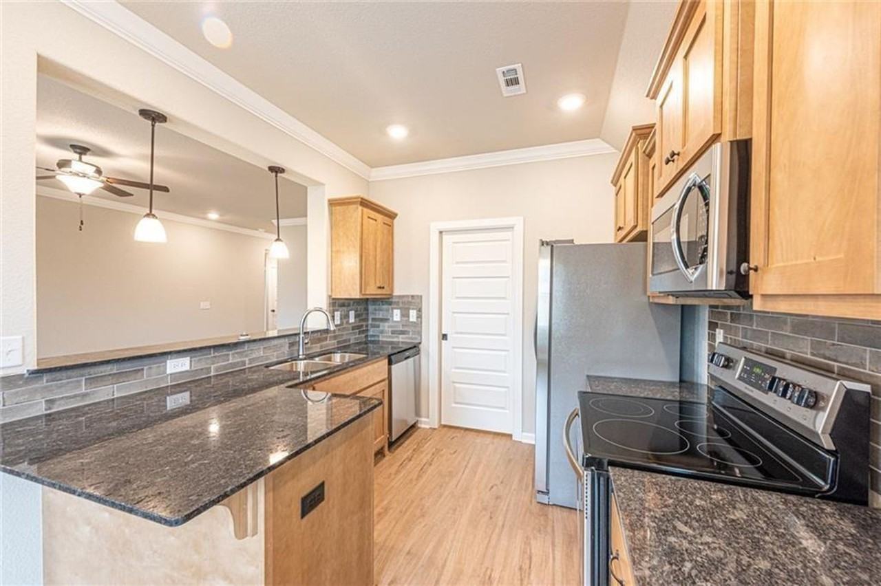 4316 West Havana Avenue - Photo 6 of 11