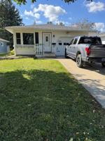 featured image of 425 Commodore Drive