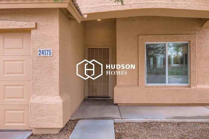 24175 W Tonto St - Photo 4 of 30