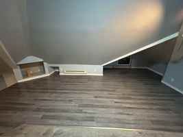 featured image of 516 W 3rd St