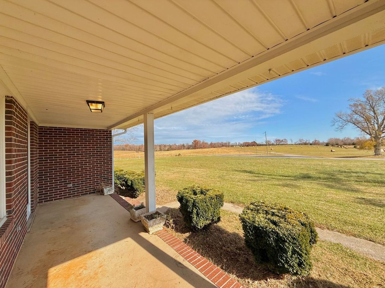 429 Plantersville Road - Photo 2 of 21