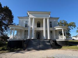 featured image of 110 Langhorne Lane #1