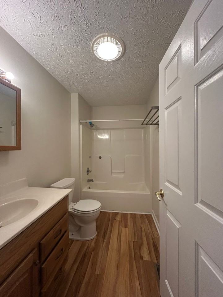 709 South Stoney Brook Drive - Photo 3 of 11