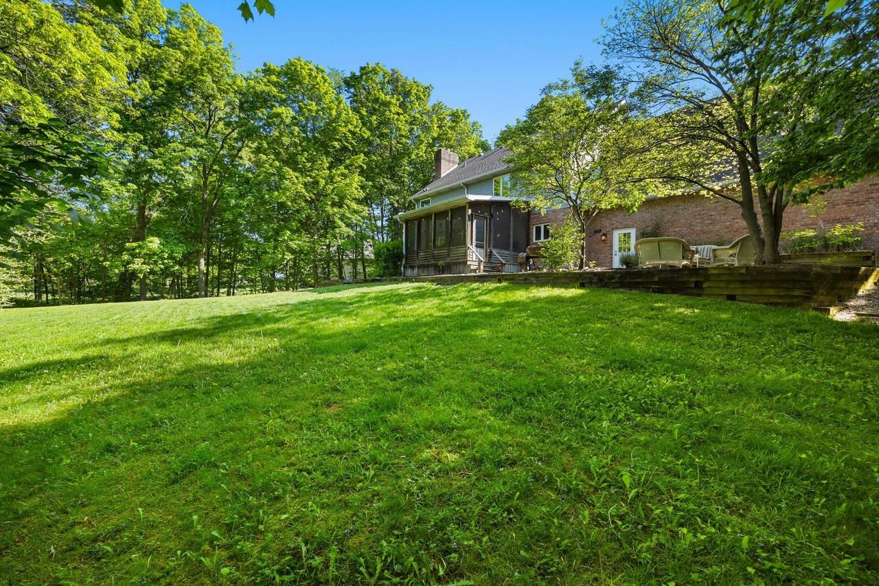 1708 Steeplechase - Photo 2 of 11