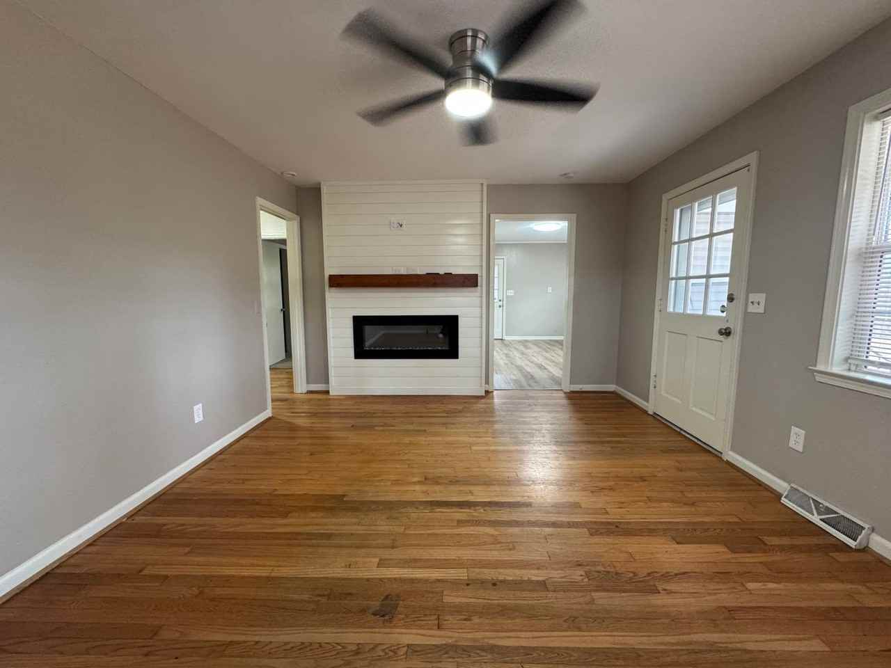 5024 Big Texas Valley Road Northwest - Photo 5 of 37