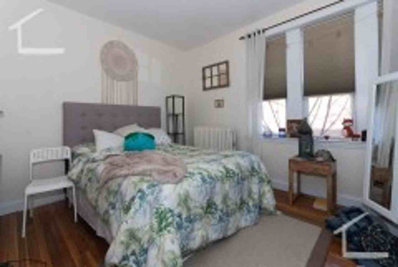 56 Egmont St - Photo 5 of 8