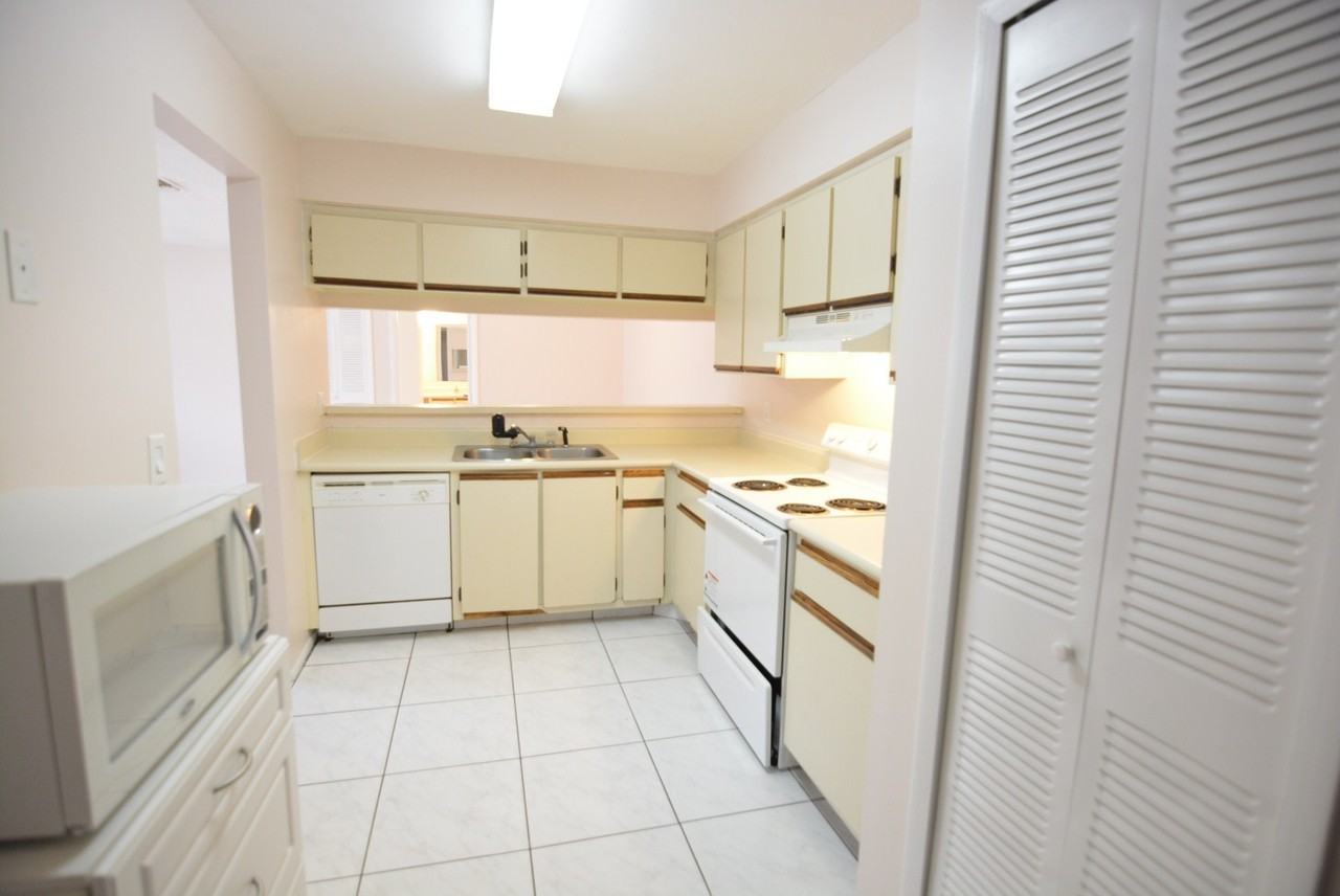 1412 Sophie Blvd - Photo 7 of 25