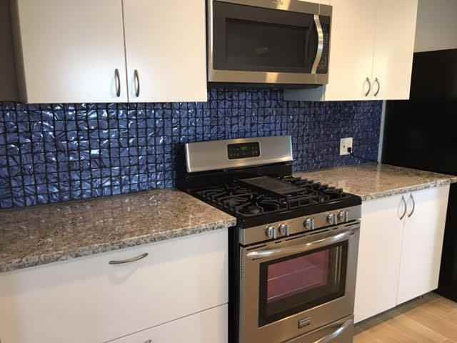 2740 32nd Street - Photo 2 of 8
