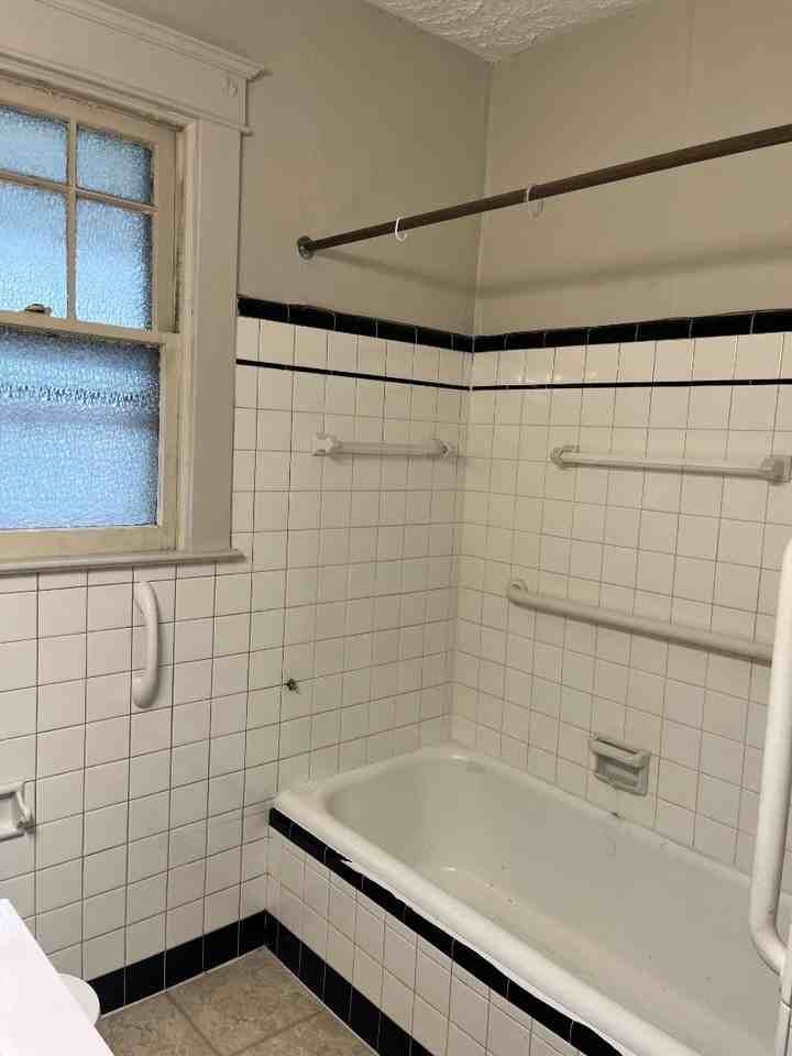 119 North 44th Street - Photo 3 of 20