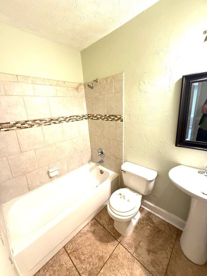 4243 Andova Drive - Photo 7 of 11