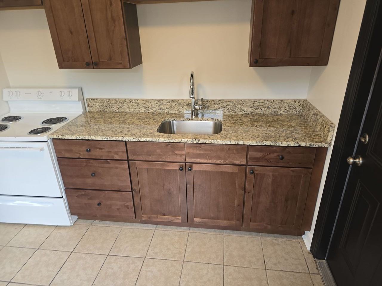 741 Shull Street - Photo 7 of 11