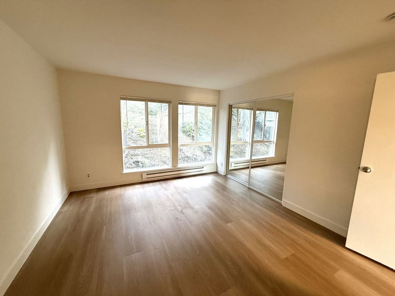 10 Professional Center Pkwy #26 - Photo 6 of 14