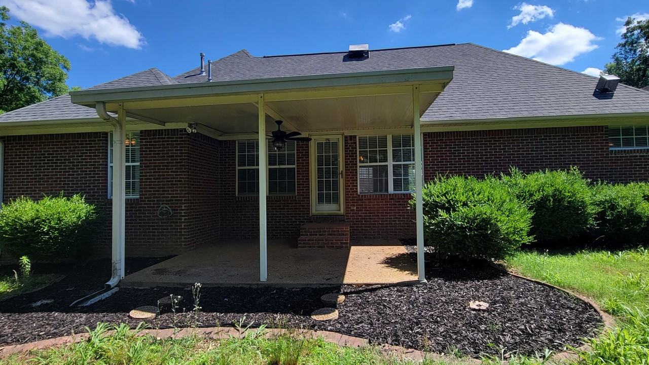 39 Baker Dr - Photo 3 of 29