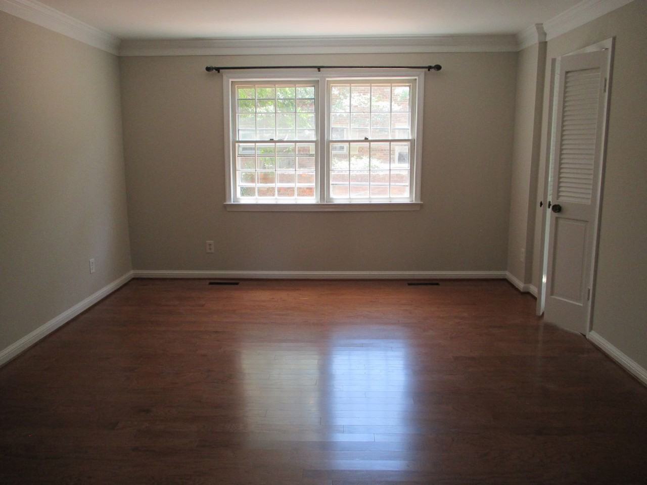 1 East Cliff Street - Photo 2 of 11