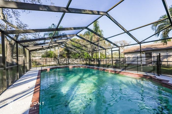 182 Vermont Avenue - Photo 2 of 12