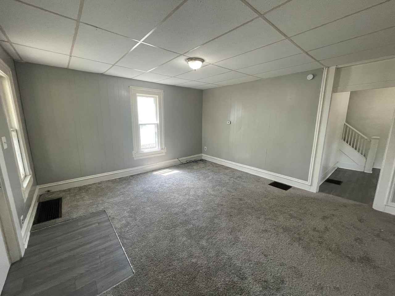 524 Front Street - Photo 4 of 11