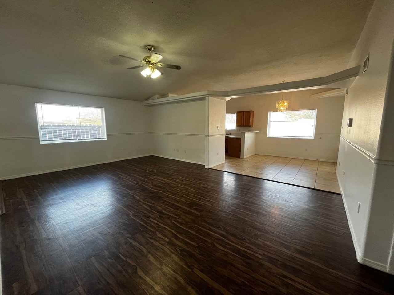 501 Lassen Ct Se - Photo 2 of 12