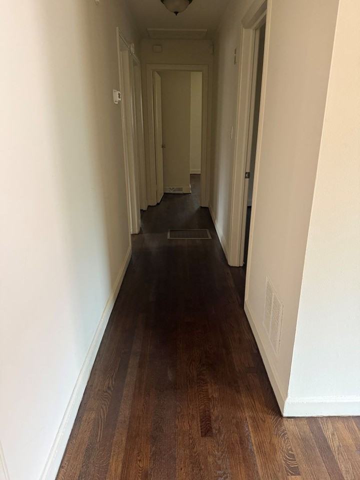 4017 Carlyle Dr - Photo 3 of 10