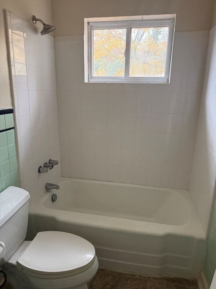 4017 Carlyle Dr - Photo 7 of 10