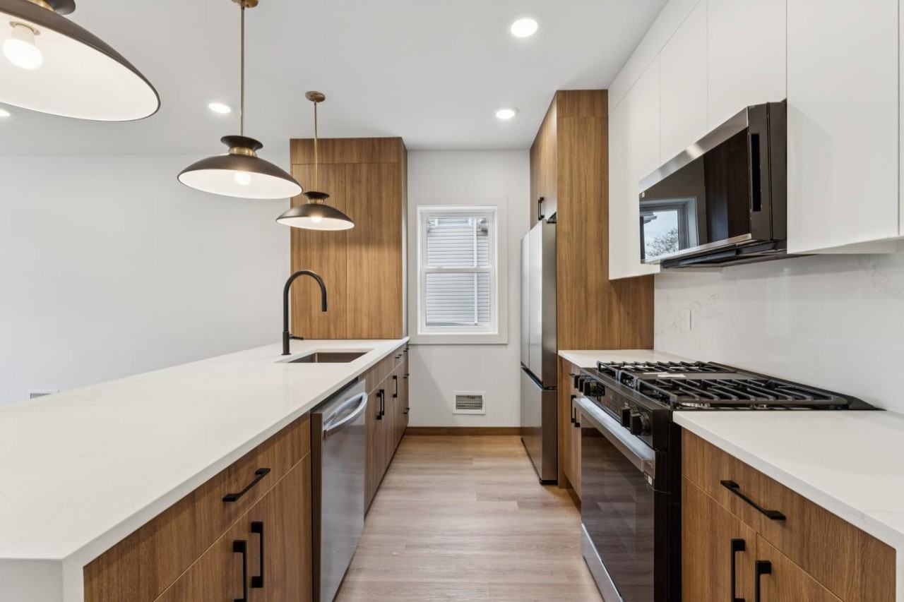 84 Hollywood Ave - Photo 5 of 22