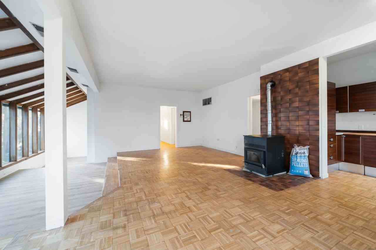 7414 Ne 6th Ave - Photo 7 of 32