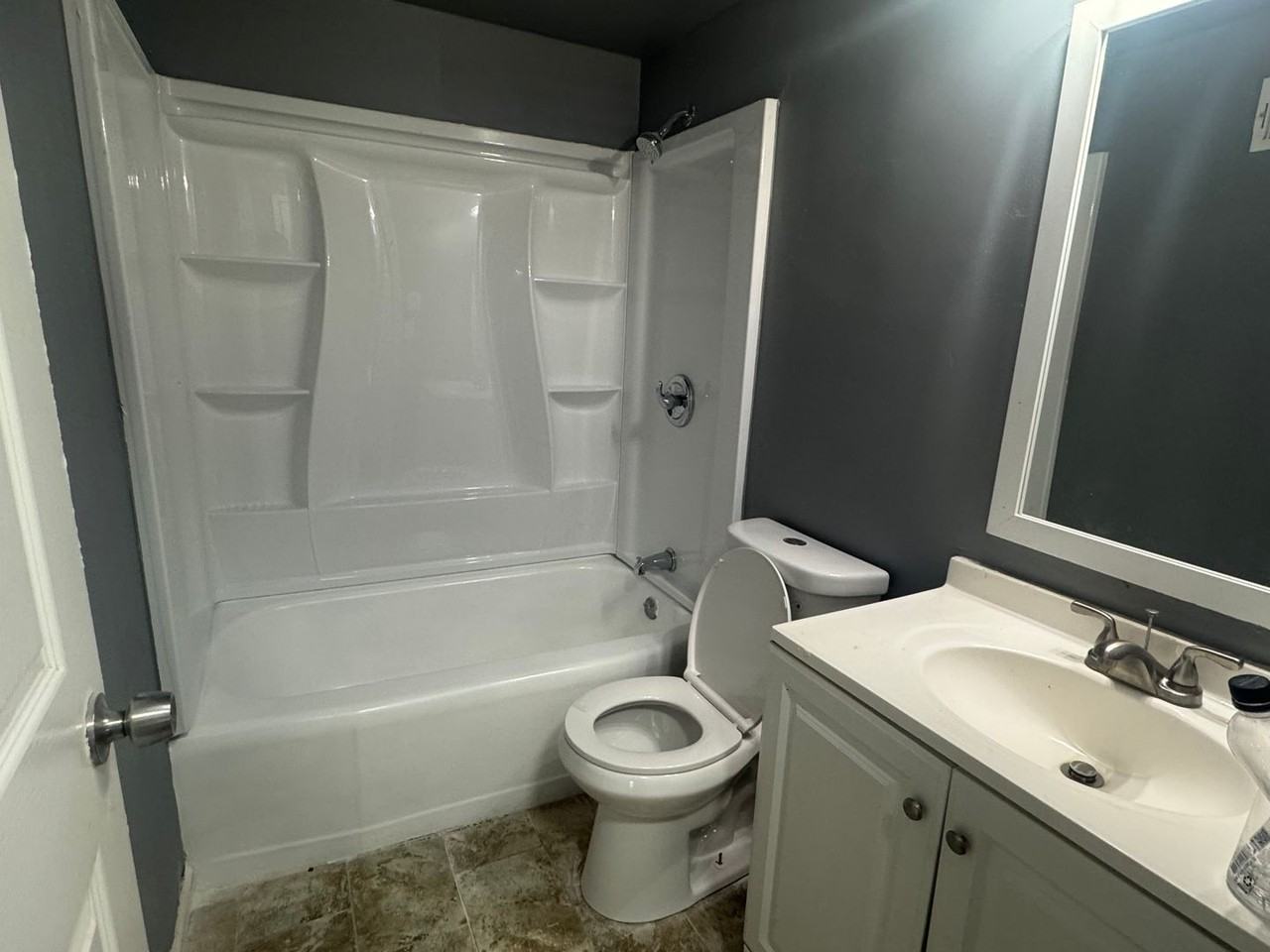 145 North Harvey Avenue - Photo 4 of 11