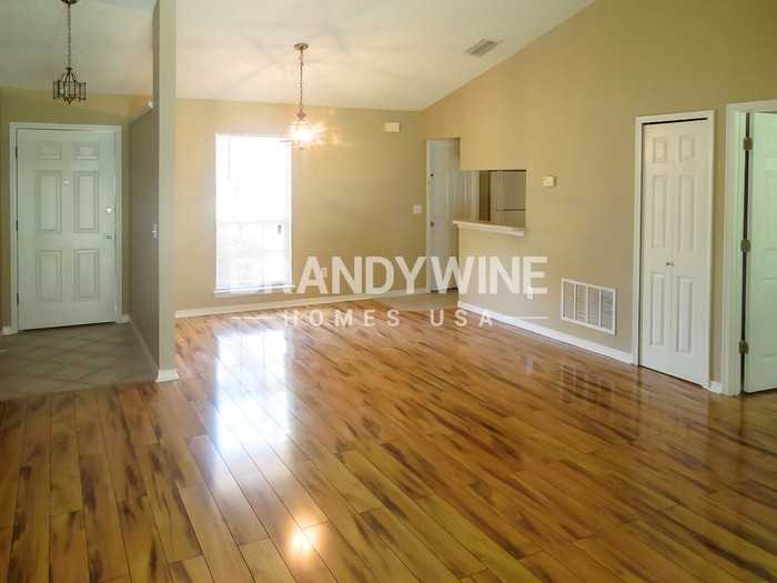 8145 Mactavish Way W - Photo 4 of 16