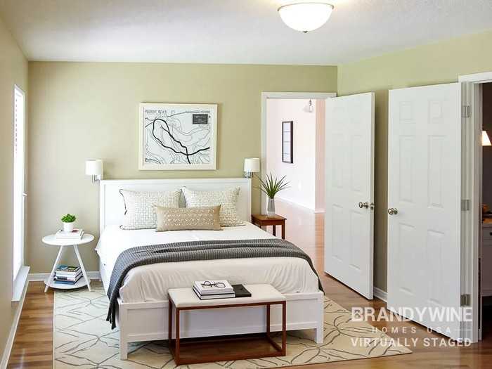 8145 Mactavish Way W - Photo 7 of 16