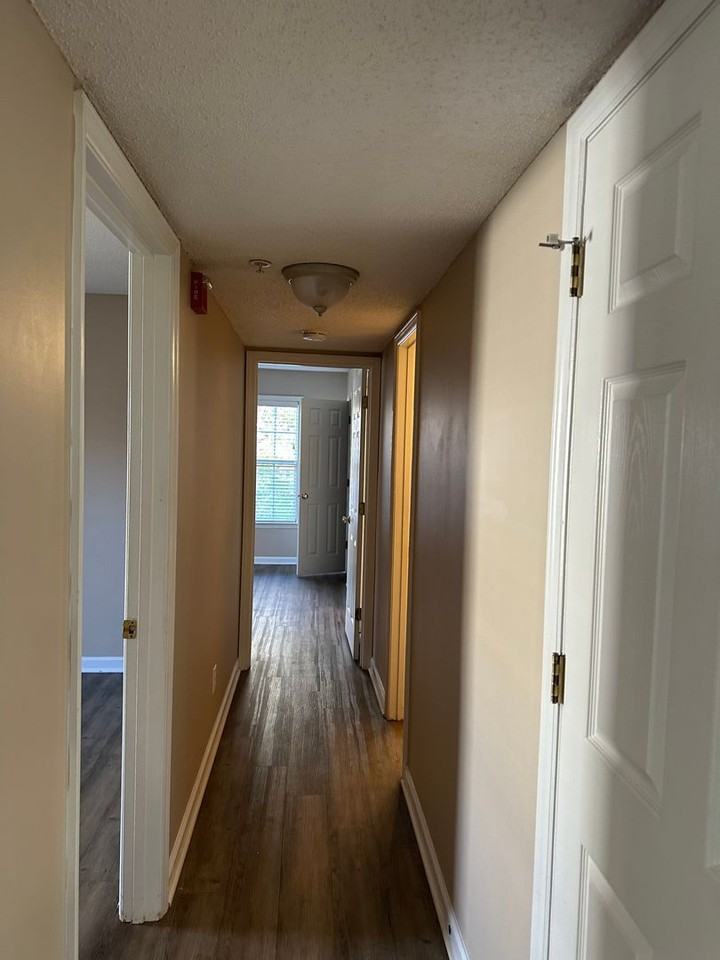 424 Ivy Glen Dr - Photo 6 of 9