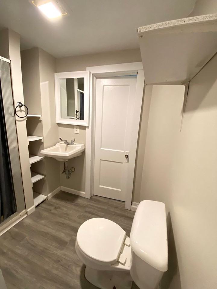 321 Caroline St - Photo 6 of 6