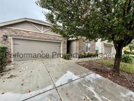 featured image of 3815 Lynwood Way