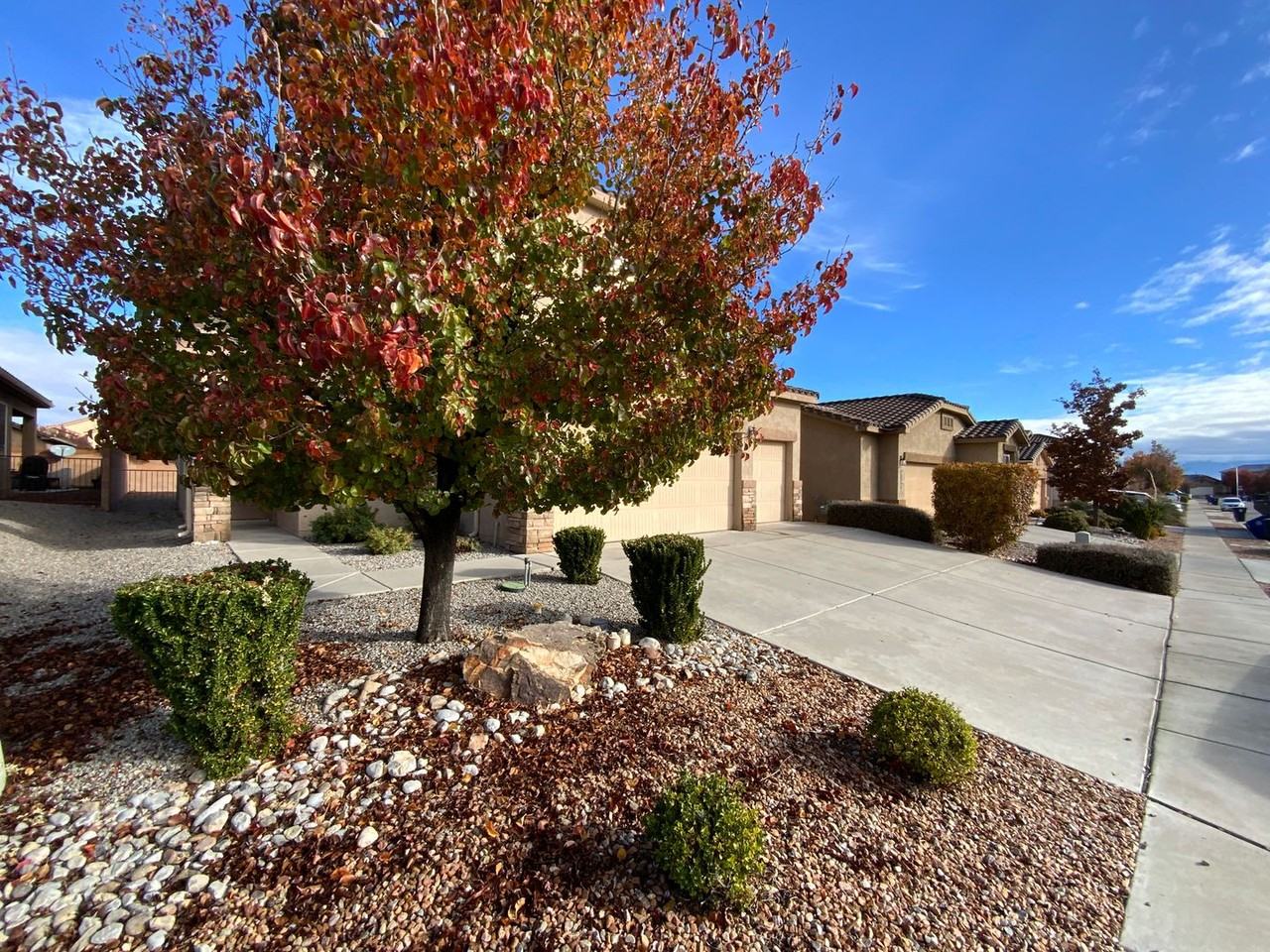 8315 Mock Heather Rd Nw - Photo 3 of 34