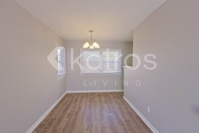 4202 Andrews Ave - Photo 7 of 22