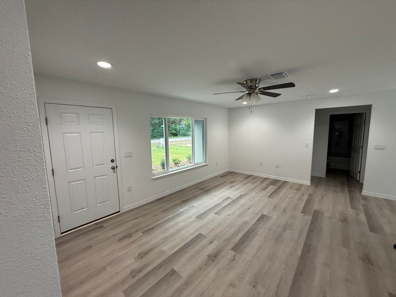20661 Southwest Marine Boulevard - Photo 2 of 21