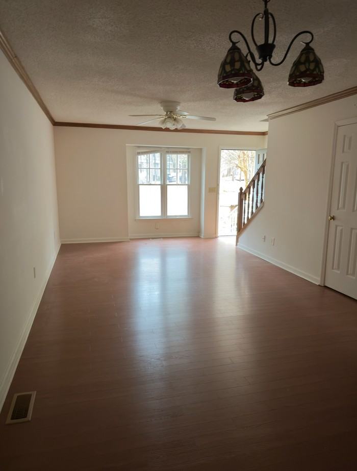 121 Winners Circle - Photo 5 of 22