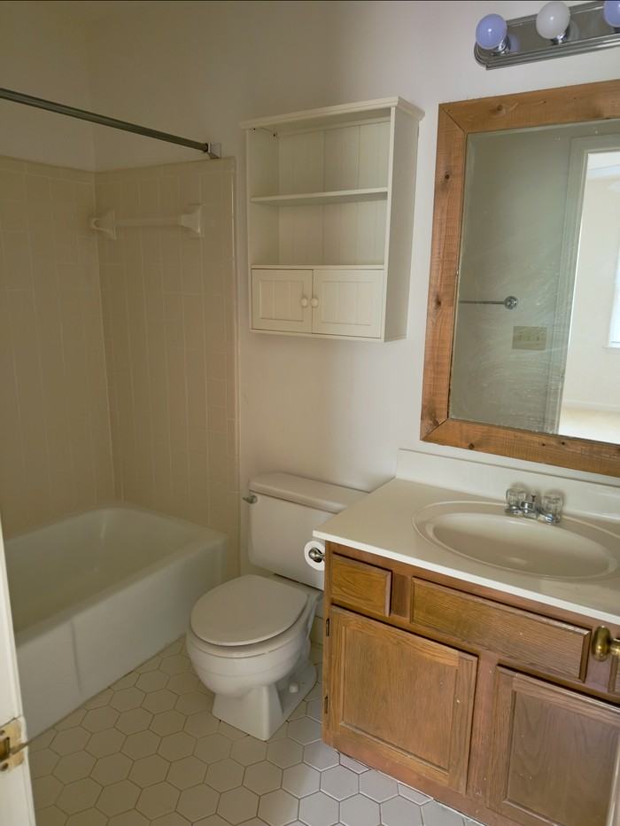 121 Winners Circle - Photo 7 of 22