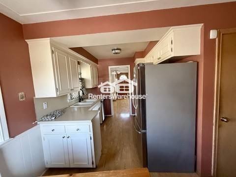 6312 Tingdale Avenue - Photo 4 of 31