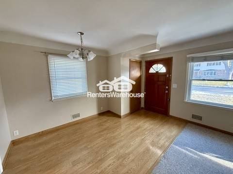 6312 Tingdale Avenue - Photo 7 of 31